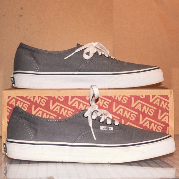 Vans Authentics - Picture 2 of 6